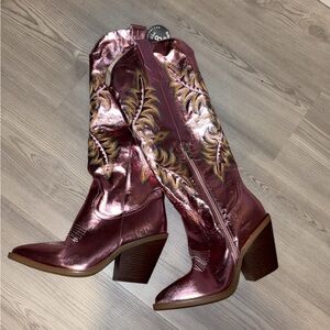 Women's Metallic Embroidered Boots